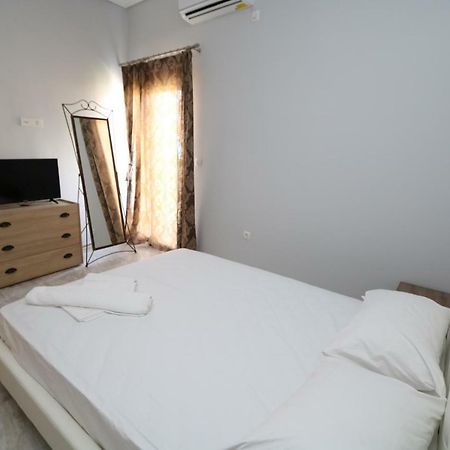 Molly Apartments Argostoli  Eksteriør bilde